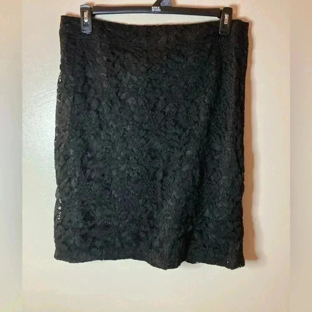 Covington black‎ lace skirt